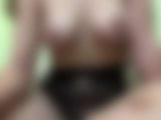 RhebaLubawy's Live Sex Cam Show