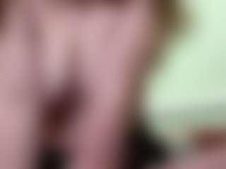 RhebaLubawy's Live Sex Cam Show