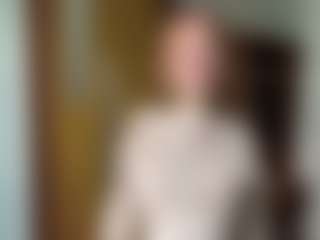 Lina's Live Sex Cam Show