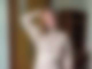 Lina's Live Sex Cam Show