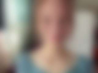 Live cam show with Lina - Striptease on liverealitysex.com