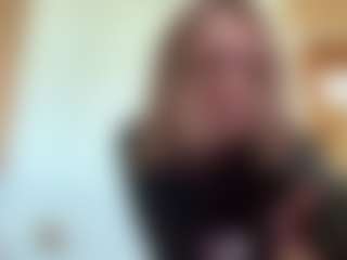 Lina's Live Sex Cam Show