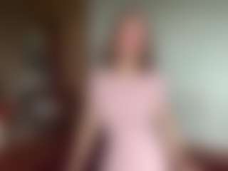 Live cam show with Lina - Skinny on Camsoda