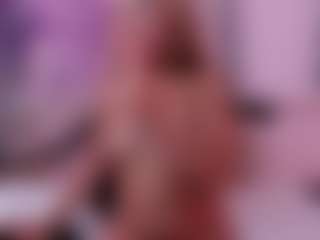 charlotte-xx's Live Sex Cam Show