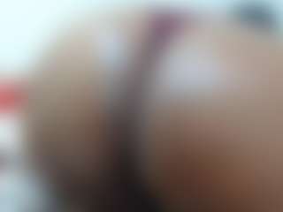 Live cam show with CurvyLolaXX - New Anal on slutload