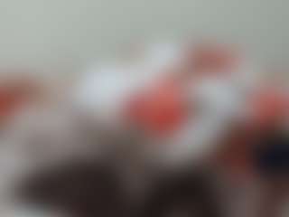 CurvyLolaXX's Live Sex Cam Show