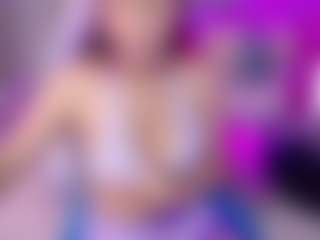 lessly1's Live Sex Cam Show