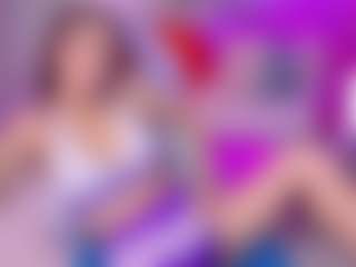 lessly1's Live Sex Cam Show
