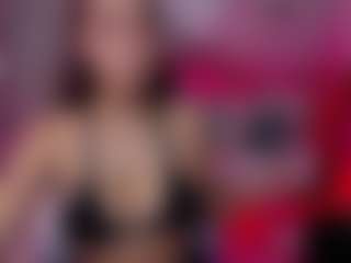 lessly1's Live Sex Cam Show