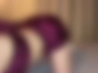 Milla's Live Sex Cam Show