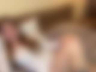 Milla's Live Sex Cam Show