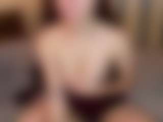 Milla's Live Sex Cam Show