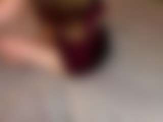 Milla's Live Sex Cam Show