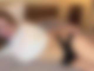 Milla's Live Sex Cam Show