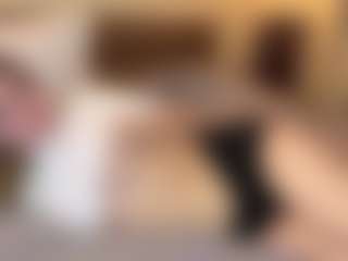 Milla's Live Sex Cam Show