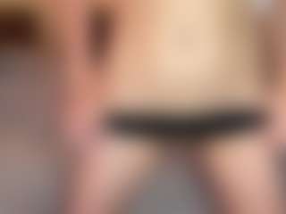 Milla's Live Sex Cam Show