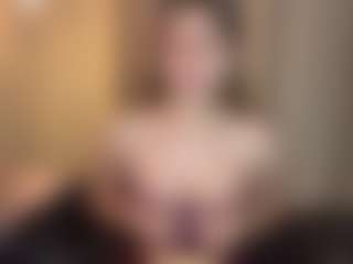 Milla's Live Sex Cam Show