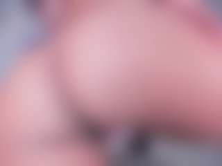 Live cam show with Adri-Silva - Ebony on Camsoda | colombia