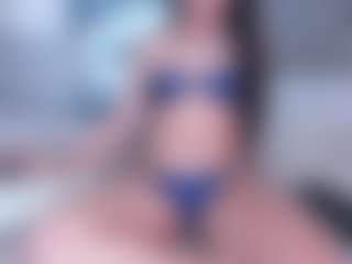 Live cam show with Adri-Silva - Facial on WildCum