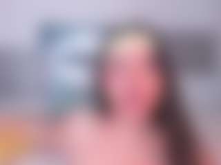 Show de cam en vivo con Adri-Silva - New Brown Eyes en Camsoda