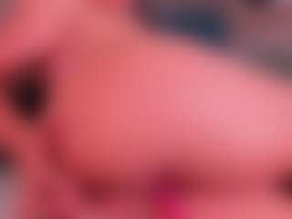 Live cam show with Adri-Silva - New Young Adult on Camsoda