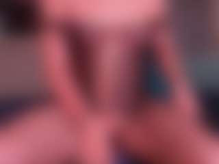 Live cam show with Adri-Silva - Small Tits on Camsoda