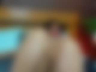 laurel-swan's Live Sex Cam Show