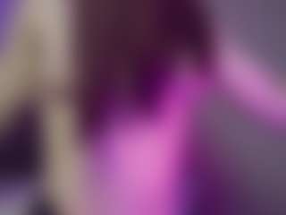 Live cam show with MaeveLith - New Big Tits on Camsoda