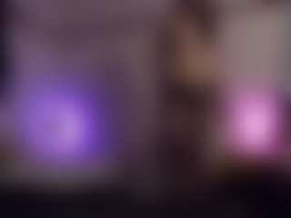 Live cam show with MaeveLith - New Brown Eyes on Soda Cam