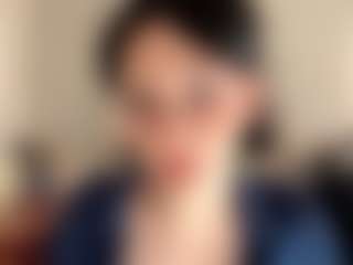 JoieTriller's Live Sex Cam Show