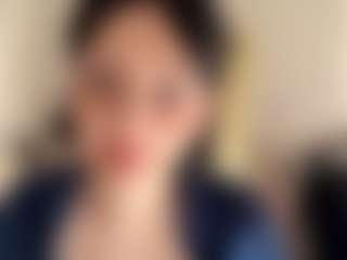JoieTriller's Live Sex Cam Show
