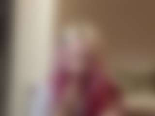Live cam show with CrissyGenco - Squirt Blonde Hair on Camsoda