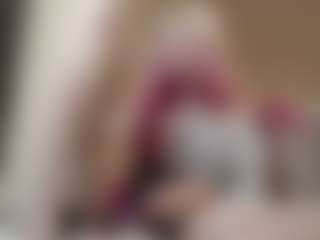 CrissyGenco's Live Sex Cam Show