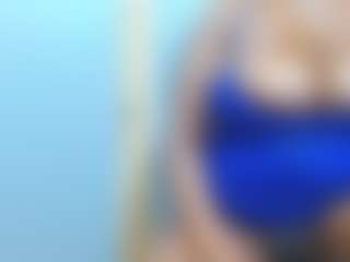 Show de câmera ao vivo com DiamondLadyX - New MILF no Camsoda