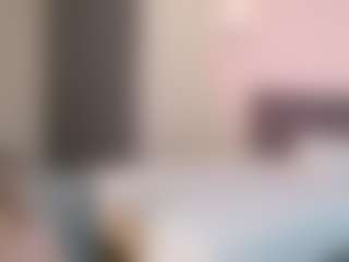 Live cam show with Sovelle - New Young Adult on Camsoda