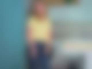 EstrellaBliler's Live Sex Cam Show