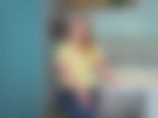 EstrellaBliler's Live Sex Cam Show