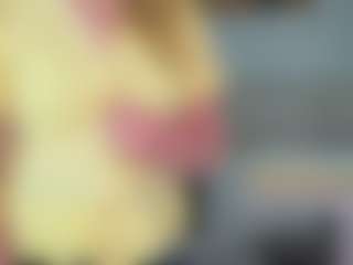 EstrellaBliler's Live Sex Cam Show