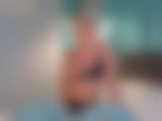 EstrellaBliler's Live Sex Cam Show
