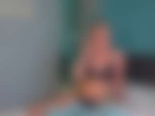 Live cam show with EstrellaBliler - Joi on Camming Site