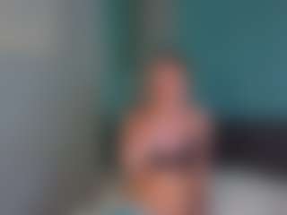 EstrellaBliler's Live Sex Cam Show