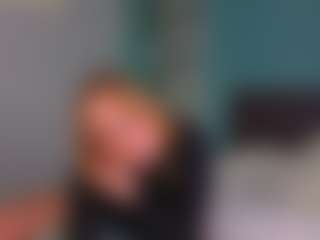 EstrellaBliler's Live Sex Cam Show