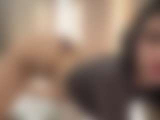 Live cam show with MyriamTicknor - Teen (18+) on Camiplay Live