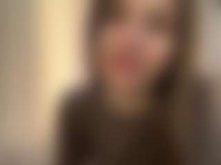 Live cam show with MyriamTicknor - New Teen (18+) on Camiplay Live