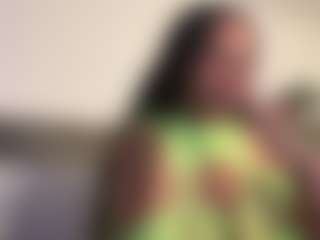 HoneyBlaze1's Live Sex Cam Show