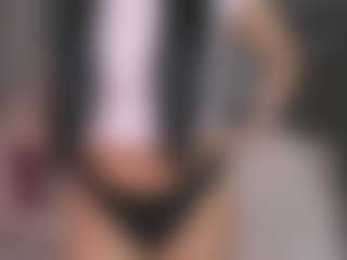 Kymberly18's Live Sex Cam Show