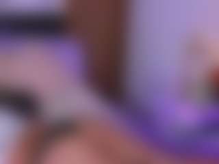 Miadollx's Live Sex Cam Show