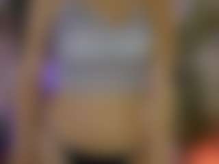 Live cam show with BritneyDee - HD on Camsoda