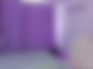 Live cam show with CELESTTEE - New Sexwebcam on xplaylive.com