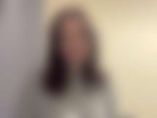 Live cam show with Alice - New Brown Eyes on madthumbs